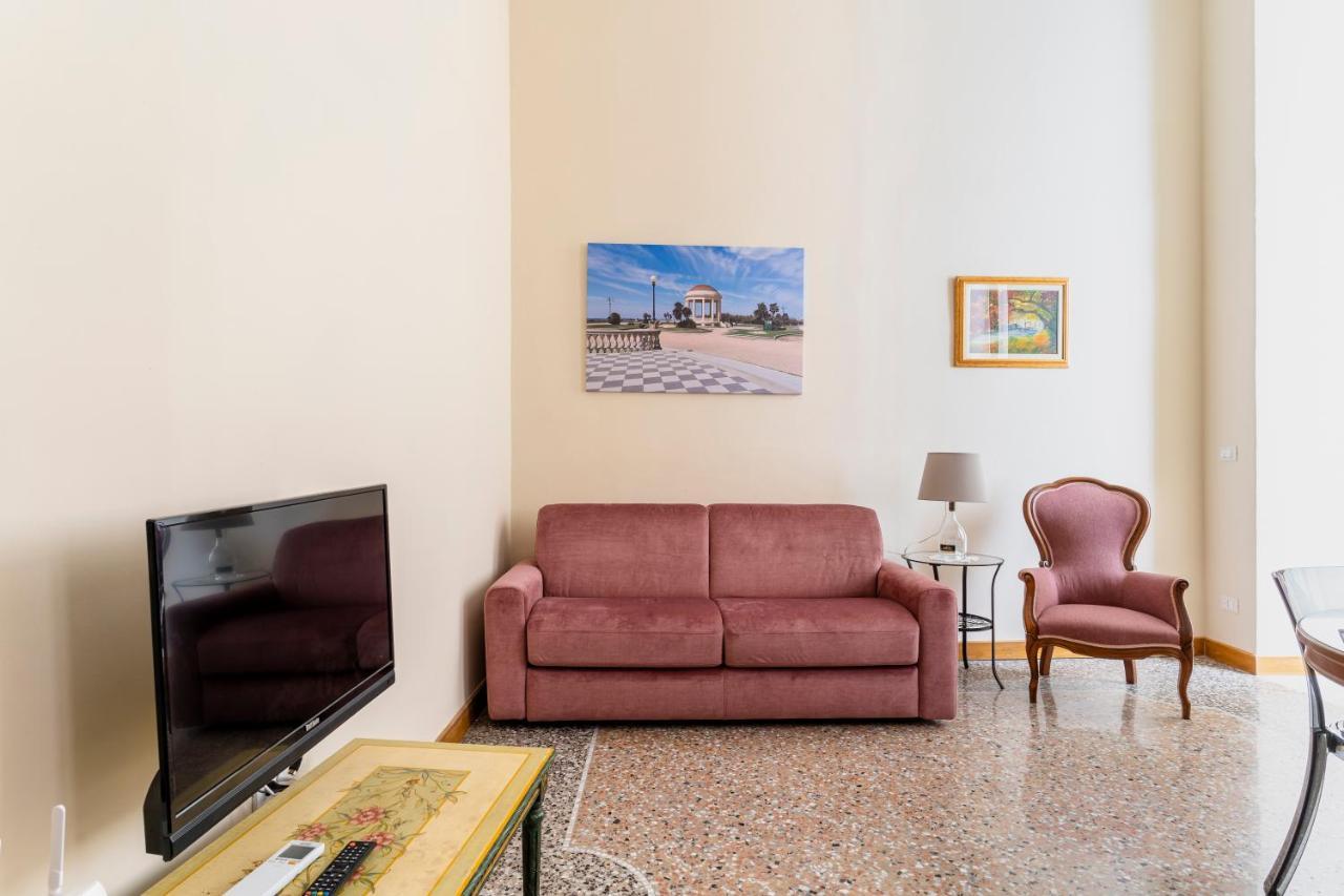 Livorno Central Flat-2 Min Walk The Cathedral! Exterior foto