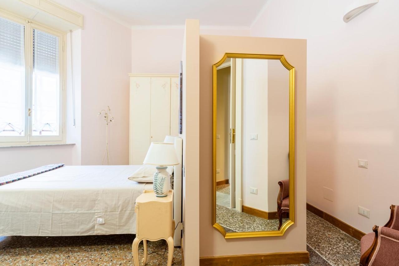 Livorno Central Flat-2 Min Walk The Cathedral! Exterior foto